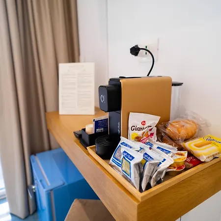 Suite 14-3